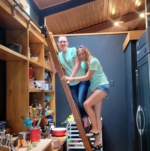 Meet your Posher, Dawn